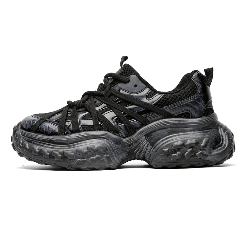 S8888 Black Tire Sneakers